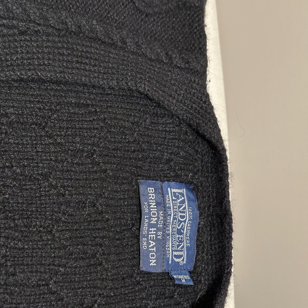 Brinion Heaton 100% Cashmere cable sweater for Land’s End. Medium.